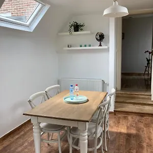Appartement Rustig In Het Met Terras